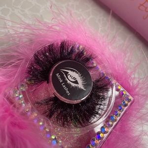 Tyler Eyez Mink Eyelashes “Bo-goddess”